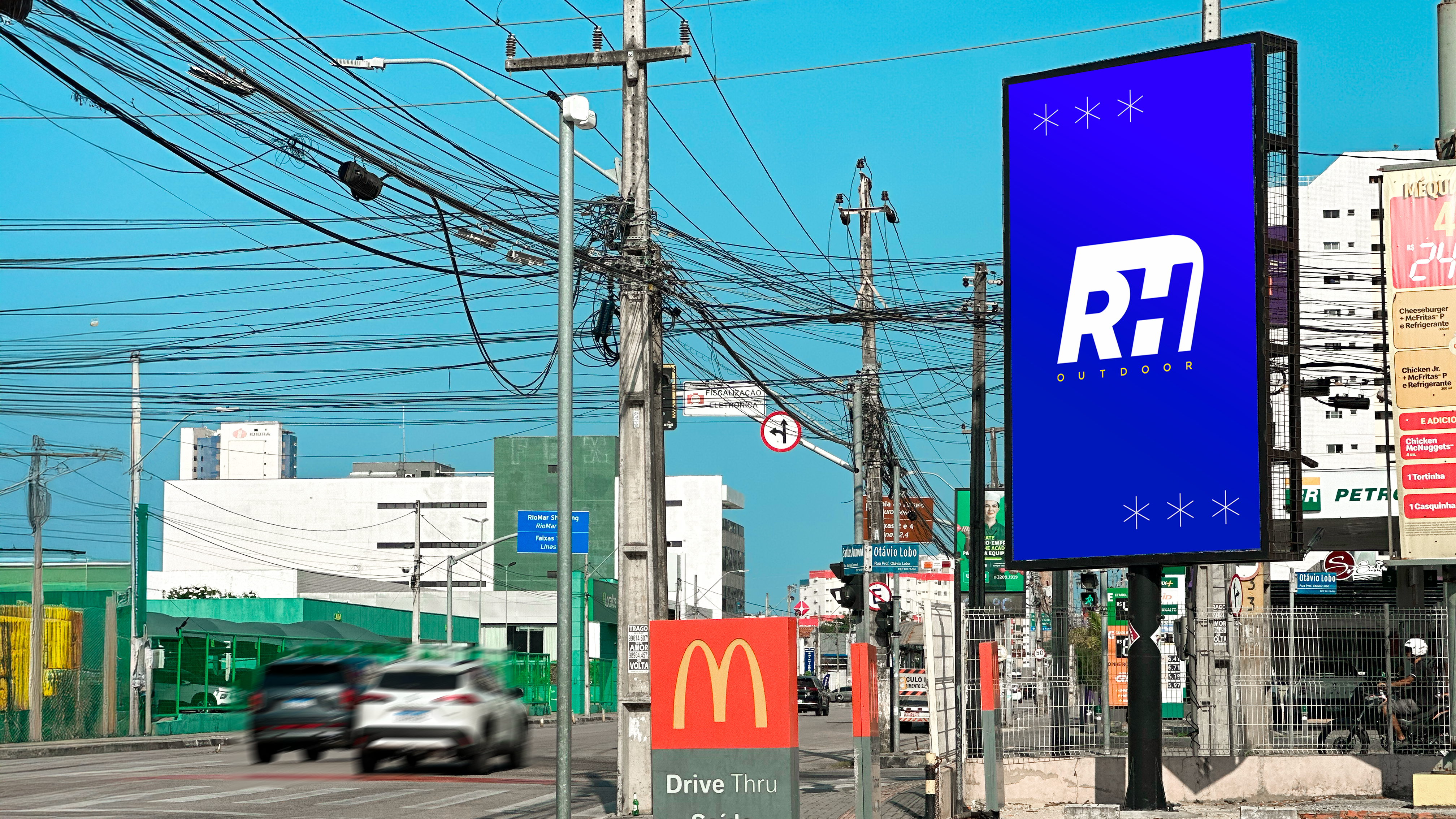 Painel de LED da RH Outdoor na Av. Santos Dumont